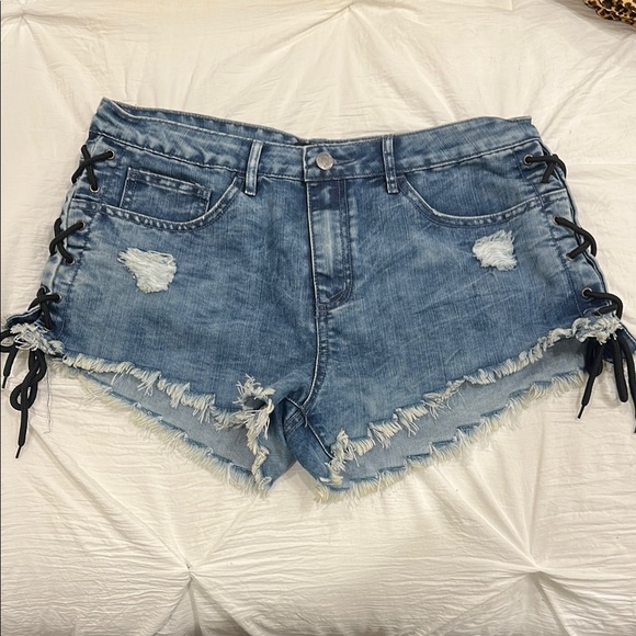 Forever 21 Side Tie Blue Denim Women's Shorts- 31 - Picture 1 of 4